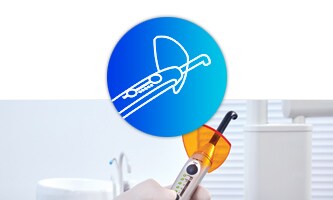 Lampada polimerizzante dentale
