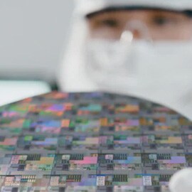Lavorazione e manipolazione di semiconduttori