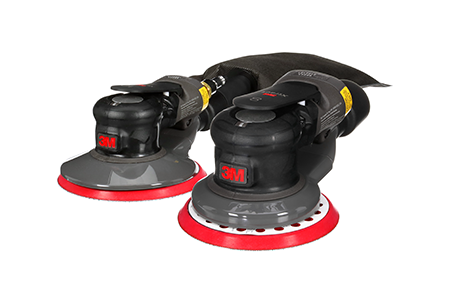 Disco con supporto in tela 3M Xtract™ Cubitron™ II 900DZ su sfondo nero
