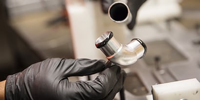Ulteriori informazioni sull'incollaggio dei materiali [articolo]

