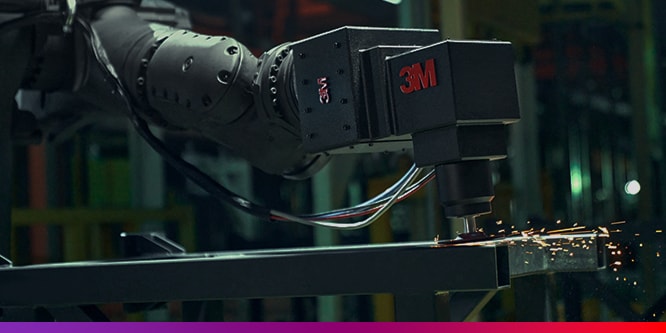 Immagine che mostra da vicino un sistema di robotica e automazione
