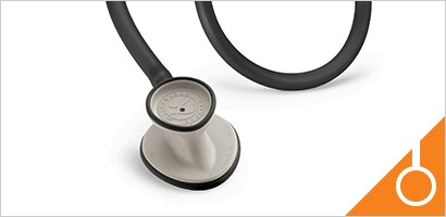 Stetoscopio 3M Littmann Lightweight su sfondo bianco.
