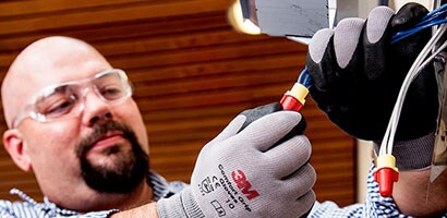 Connettori per fili elettrici
