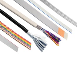 Foto di vari cavi di interconnessione per uso industriale.
