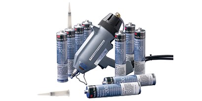 Gli adesivi hot melt reattivi dispongono delle proprietà degli adesivi hot melt e degli adesivi monocomponente reattivi. Immagine di prodotti hot melt reattivi 3M.
