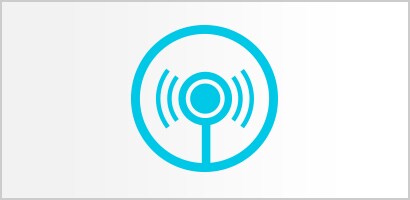 Immagine azzurra circolare della testina di uno stetoscopio Littmann con onde sonore.
