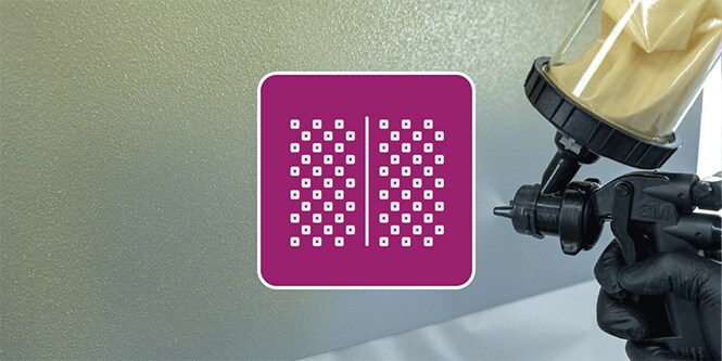 Verniciatore che spruzza un pannello con la Pistola a spruzzo ad alte prestazioni 3M 2
