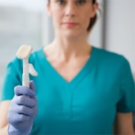 Tenuta infermieristica sull'applicatore Cavilon Advanced Film barriera ad elevata protezione