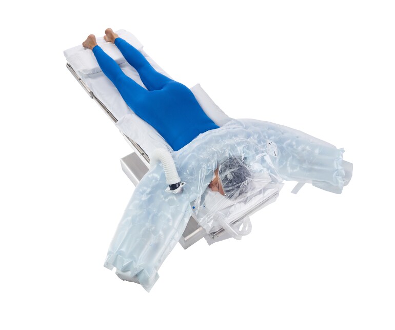 Scopri di più sull'utilizzo di Bair Hugger Copertina multiposizione per riscaldare la parte superiore del corpo in posizione prona