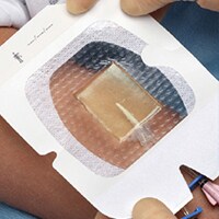 3M Medicazione trasparente con pad gel di clorexidina gluconata
