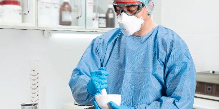 Manipolazione di farmaci pericolosi per la salute delle persone
