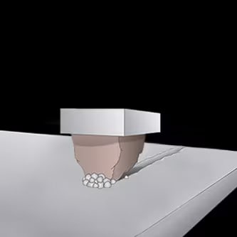 Primo piano di un abrasivo ceramico tradizionale
